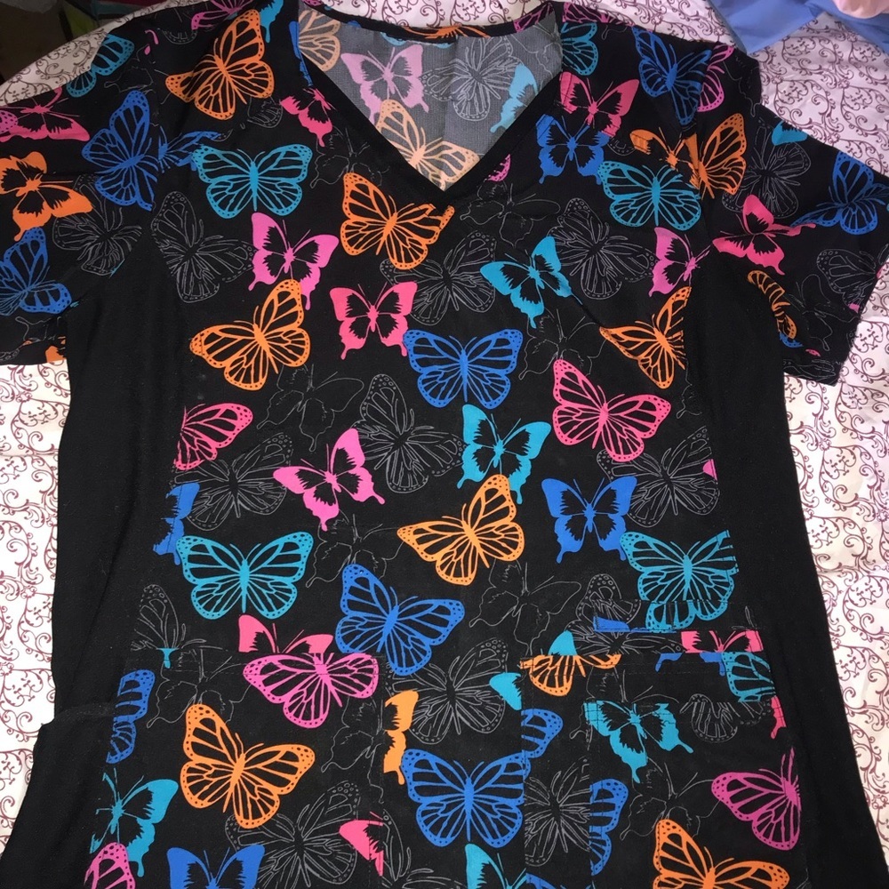Scrub top